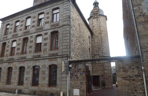 Centre ville - Urbanistes Apartment | GITE LARIBOISIERE PLAIN-PIED en REZ DE CHAUSSEE