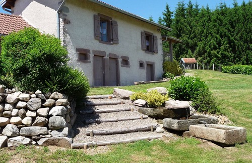 La Longine House | Gîte Le Camp des Loulous in the heart of nature