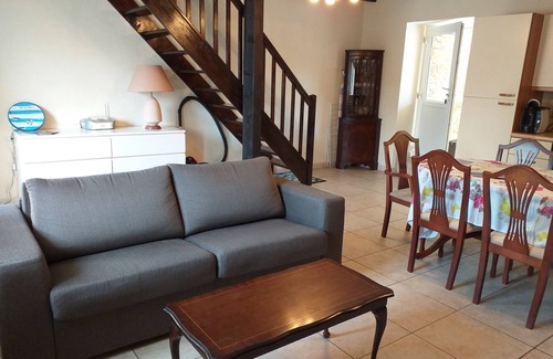 Saint-Dolay Cottage | Gîte * "Le Cottage" in South Brittany with heated pool access