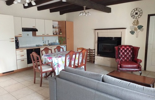 Saint-Dolay Cottage | Gîte * "Le Cottage" in South Brittany with heated pool access
