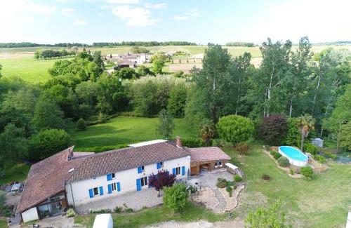 Saint-Laurent-du-Plan House | Gite le Laurentin