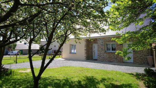 Saint-Germain-sur-Ay House | Gite Le Patelot