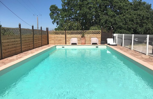Salavas Cottage | GITE LES BUIS -MAS OF OLD OAK -WITH POOL -AU PEACE