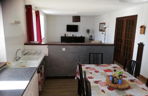 Prondines House | gite les chaumeix