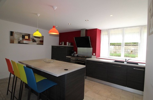 Salavas Cottage | GITE LES LAVANDES-MAS DU VIEUX CHENE-WITH POOL- PEACEFUL