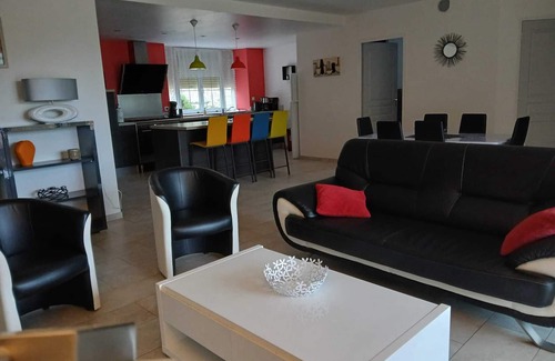 Salavas Cottage | GITE LES LAVANDES-MAS DU VIEUX CHENE-WITH POOL- PEACEFUL