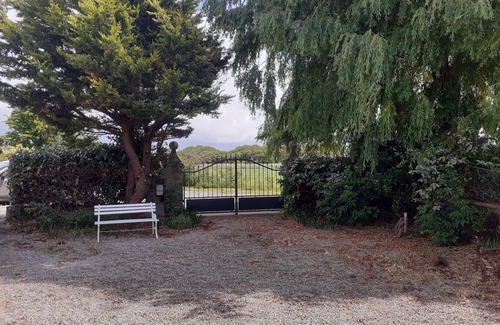 Pirou House | GITE LES MOUETTES House 300m from the sea, fenced garden for animals.