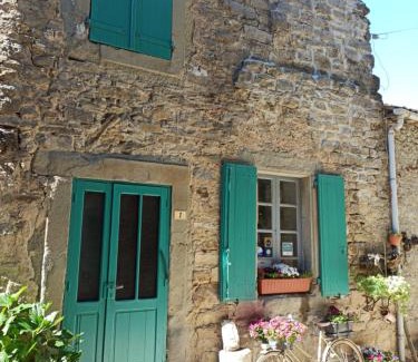 Cesseras House | Gite les Volets Verts