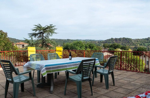 Livinhac-le-Haut Apartment | Gite Livinhac-le-Haut, 2 bedrooms, 6 persons