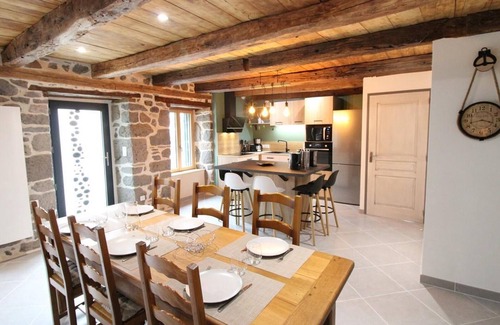 Meallet Cottage | Gite Méallet, 3 bedrooms, 6 persons