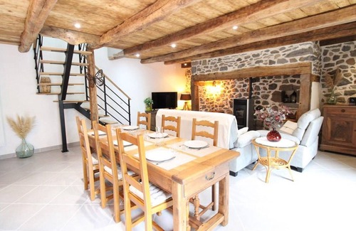 Meallet Cottage | Gite Méallet, 3 bedrooms, 6 persons
