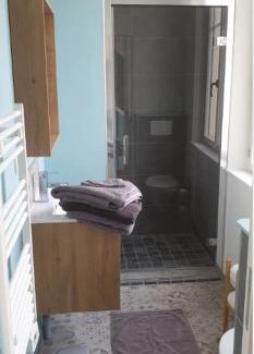 Neuf-Marche House | Gite mes pt'tis lits maison chaleureuse 4 chambres