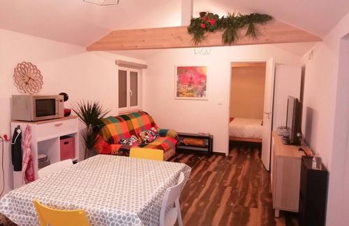 Wittelsheim Cottage | Gite of the Amélie tile