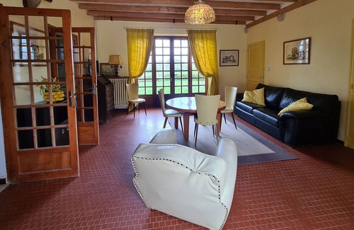 Paulnay House | Gite Paulnay, 2 bedrooms, 6 persons