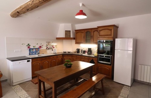 Pleaux Cottage | Gite Pleaux-Loupiac, 2 bedrooms, 4 persons