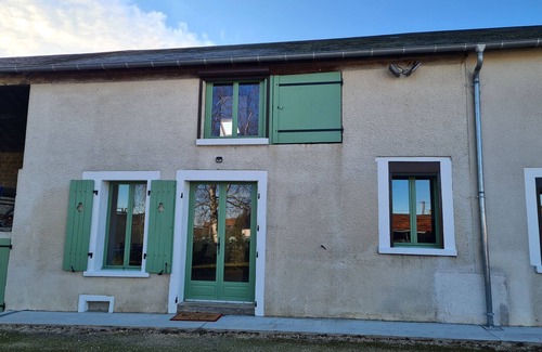 Segry Cottage | Gite Ségry, 2 bedrooms, 6 persons