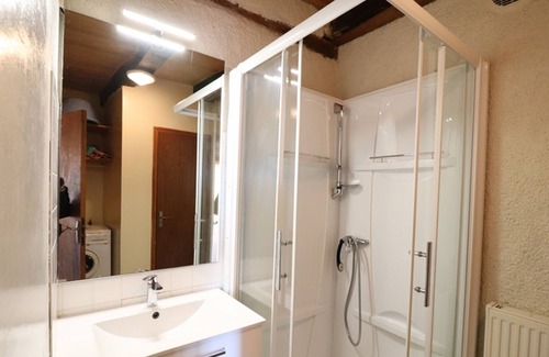 Saint-Cirgues-de-Malbert Cottage | Gite Saint-Cirgues-de-Malbert, 2 bedrooms, 6 persons