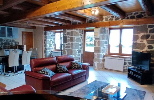 Saint-Hippolyte Cottage | Gite Saint-Hippolyte, 3 bedrooms, 6 persons