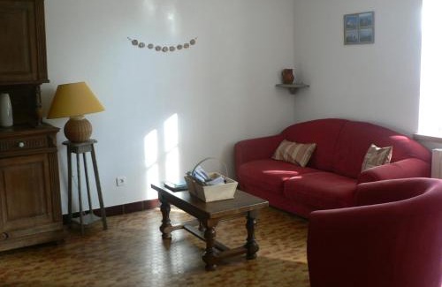 Dolomieu Apartment | Gite Saint Joseph