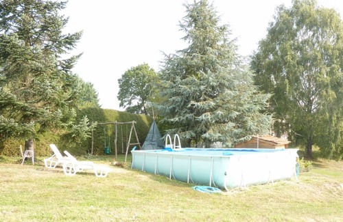 Sansac-Veinazes Cottage | Gite Sansac-Veinazès, 2 bedrooms, 4 persons