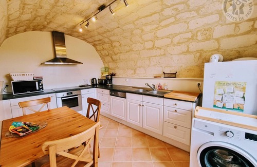 Theuville Cottage | Gite Theuville, 2 bedrooms, 4 persons