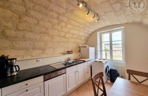 Theuville Cottage | Gite Theuville, 2 bedrooms, 4 persons
