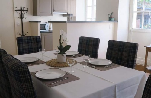 Theuville Cottage | Gite Theuville, 2 bedrooms, 4 persons