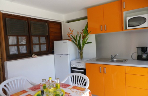 Pointe-Noire House | GITE TI SUCRIER - SEA VIEW - DIRECT BEACH ACCESS