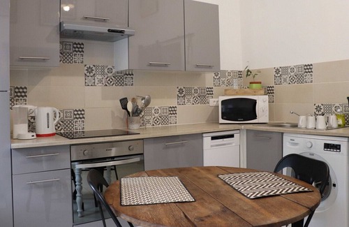 Bonnut House | Gite Tiflet**** 2 pers for your holidays in the Bearn between ocean & mountains