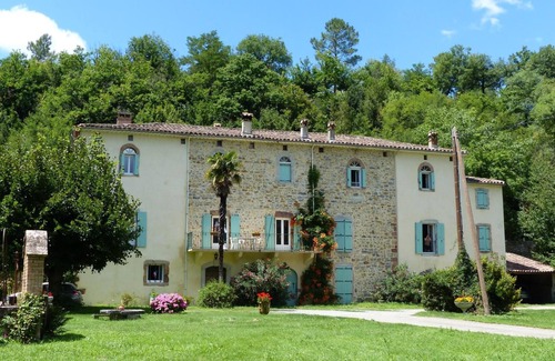 Anduze Apartment | Gite Tout Équipé Dans un mas Avec Piscine et vue sur la "porte des Cévennes"