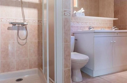 Vieillevigne Cottage | Gite Vieillevigne, 2 bedrooms, 5 persons