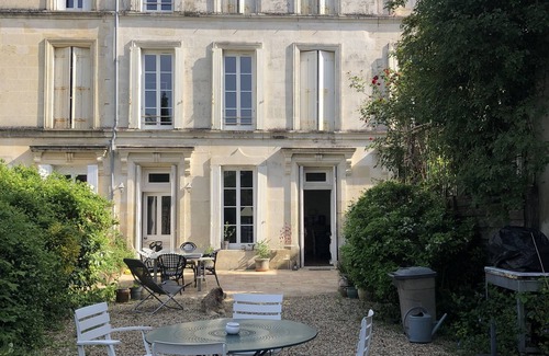 Mortagne-sur-Gironde House | Gite with lovely view of the harbour, all comforts, 10/12 pers, ideal for family or friends