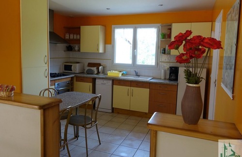 Bournel Cottage | gite with garden private swimming pool and tennis court