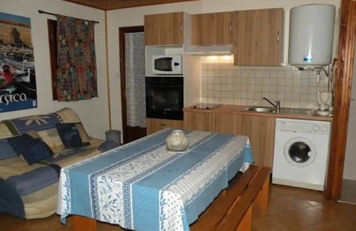 Grosseto-Prugna Ski Chalet | Gites 4/5 pers. in Grosseto-Prugna in Corsica between sea and mountains