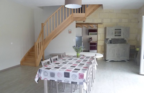 Avon-les-Roches House | Gites 6 Personnes Avon les Roches 37220 en Maison