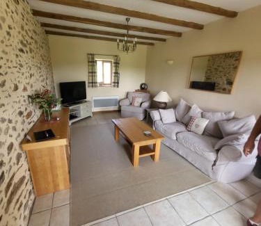 Le Lindois House | Gites at Le Tilleul - Le Cerisier
