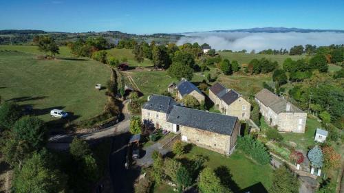 Albaret-le-Comtal House | Gites de france 11 personnes au teil