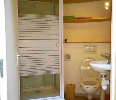 Entrepierres House | Gites et Yourtes l'Aousière