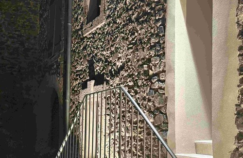 Caux Apartment | Gites near Pezenas Domaine croix maro