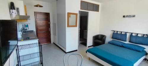 Charleval Apartment | GitesLuberon 1 studio