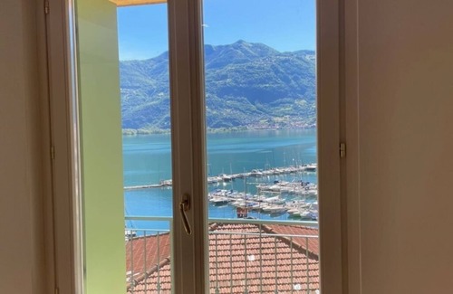 Lovere Apartment | GIULIA'S HOUSE - Charming with breathtaking views of Lake Iseo!