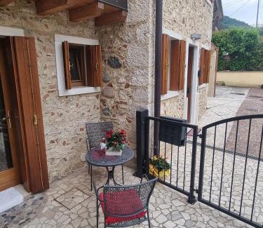 Pove del Grappa House | Giulietta e Romeo