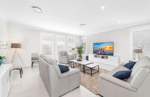Corlette House | Giuseppina 3 Ebb Tide Way Corlette