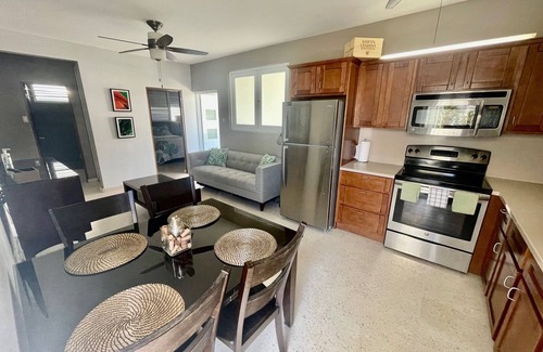 Isla Verde Villa | GIVA-Green Island Villa just step away to beach!