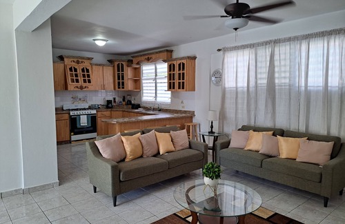 Aguadilla Pueblo House | Give us a chance to make you vacation a special one. brisas del oeste casa 2