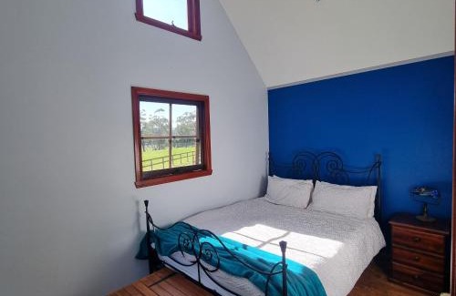 Macclesfield House | Giyabwe Cottage
