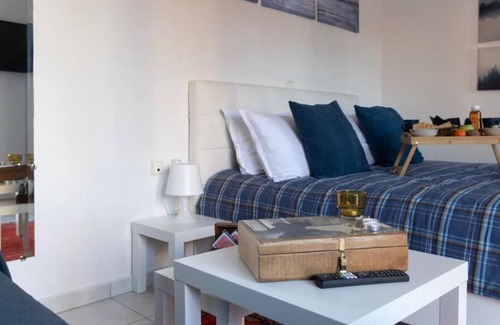 Larissa Apartment | Gk Suites , in the Centre of Town With the View of Saint Constantin Church