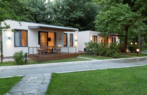 Paralia Skotinis Apartment | Gkaras Campsite & Apartments