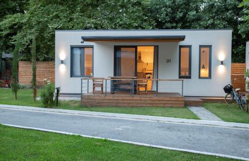 Paralia Skotinis Apartment | Gkaras Campsite & Apartments