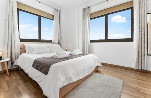 Acropolis Apartment | Glabur Stays - The Nicosia Elite - Exceptional Top Floor Apartment Nicosia City, Welcomes U!
